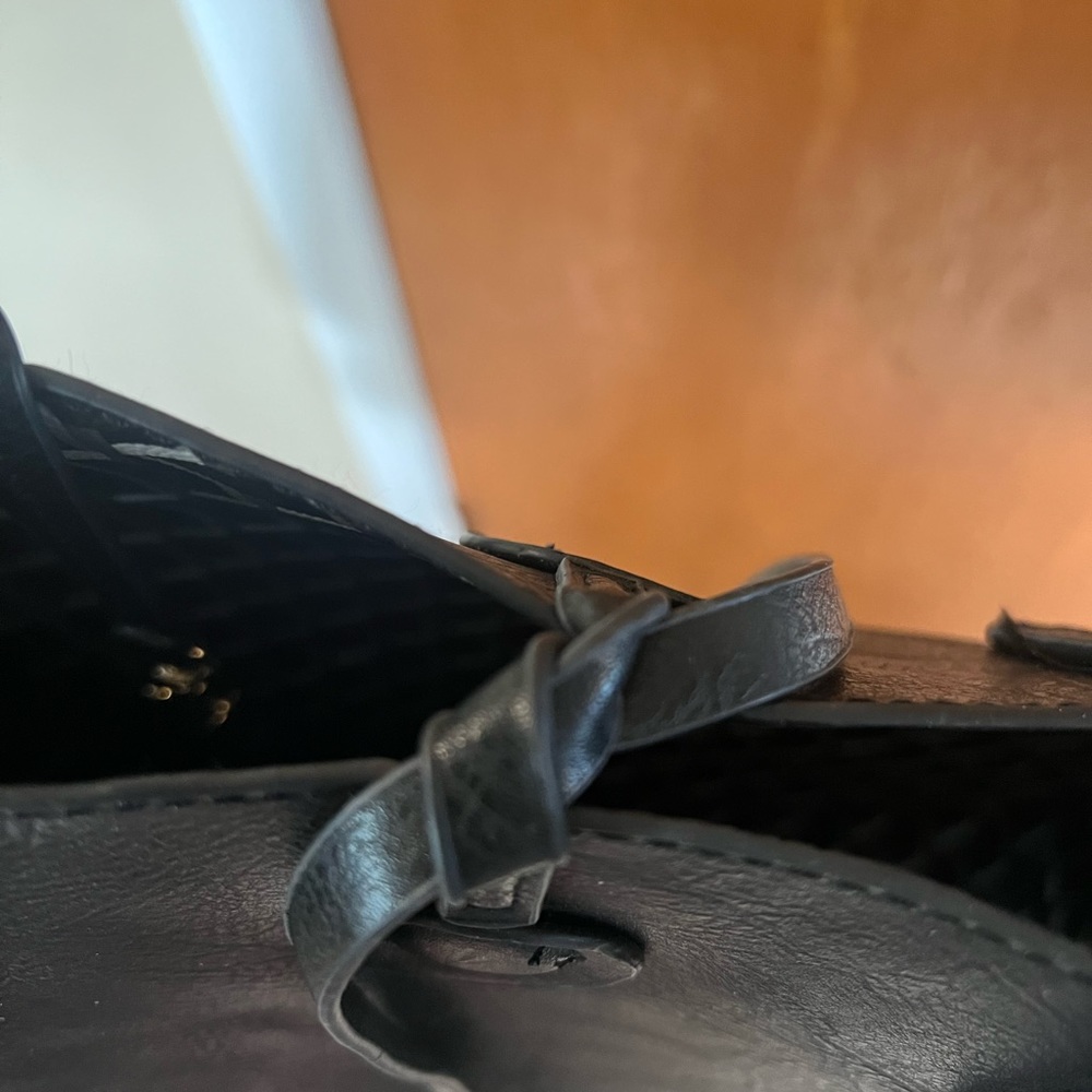 Handbag - Picture 3 of 3